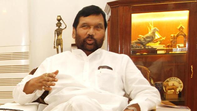 Union minister Ram Vilas Paswan at his residence in New Delhi. Pawan rejected the argument that there was discord brewing within the National Democratic Alliance.(Arvind Yadav/HT File Photo) Union minister Ram Vilas Paswan at his residence in New Delhi. Pawan rejected the argument that there was discord brewing within the National Democratic Alliance.(Arvind Yadav/HT File Photo)