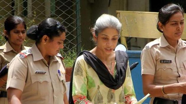 Indrani Mukerjea, accused in Sheena Bora murder case being taken to session court, in Mumbai.(Bhushan Koyande/HT File Photo)