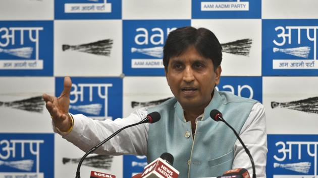 The Aam Aadmi Party (AAP) on Wednesday removed Kumar Vishwas as the in-charge of its unit in Rajasthan, where assembly elections are scheduled to be held at the end of this year, replacing him with Deepak Bajpai. (Sushil Kumar / HT File) The Aam Aadmi Party (AAP) on Wednesday removed Kumar Vishwas as the in-charge of its unit in Rajasthan, where assembly elections are scheduled to be held at the end of this year, replacing him with Deepak Bajpai. (Sushil Kumar / HT File)