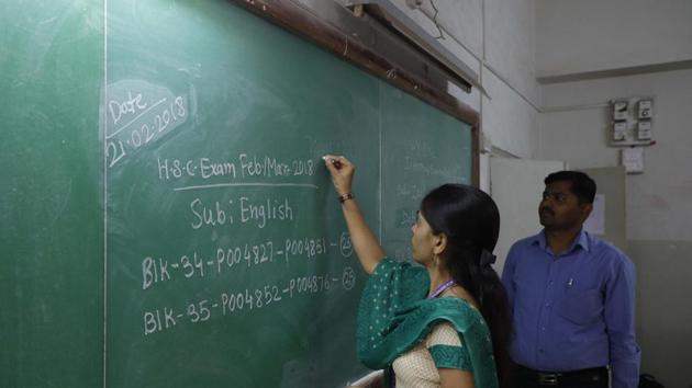 Earlier, the federation protesting against the education department’s delay to fulfil the demands decided to hold back answer papers of Class 12 students appearing for the HSC board exams.Picture held for representational purpose only.(HT PHOTO)