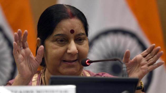 Foreign minister Sushma Swaraj addresses a press conference in New Delhi.(Sonu Mehta/HT PHOTO)