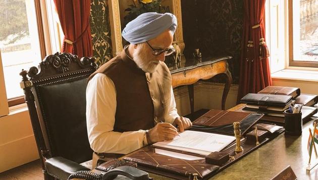 Anupam Kher as Dr Manmohan Singh in the upcoming film, The Accidental Prime Minister.(Twitter)