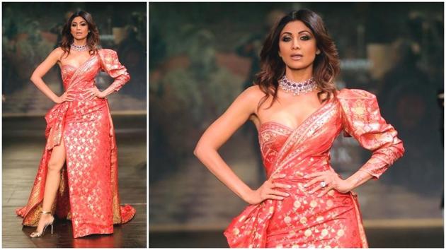 Shilpa Shetty Kundra walking the ramp at India Couture Week 2017 in a Monisha Jaising creation. (IANS File Photo)