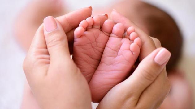 The baby’s grandparents had to undergo DNA tests to prove their relationship with the newborn and secure his custody.(Getty Images/iStockphoto) The baby’s grandparents had to undergo DNA tests to prove their relationship with the newborn and secure his custody.(Getty Images/iStockphoto)