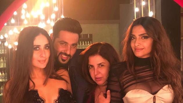 Kareena Kapoor Khan, Badshah, Farah Khan and Sonam Kapoor while shooting for a Veere Di Wedding song. (Instagram) Kareena Kapoor Khan, Badshah, Farah Khan and Sonam Kapoor while shooting for a Veere Di Wedding song. (Instagram)