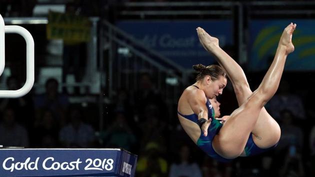 Australia’s Annarose Keating and Brittany O'Brien compete in the women’s synchronized diving 10m platform final at Optus Aquatic Centre on April 11, 2018. (Athit Perawongmetha / REUTERS)