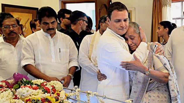 Congress President Rahul Gandhi, (C) console Senior Congress Leader Margaret Alva at her residence as her husband Niranjan Alva passed away on April 07, 2018 in Bengaluru on April 08, 2018. (PTI) Congress President Rahul Gandhi, (C) console Senior Congress Leader Margaret Alva at her residence as her husband Niranjan Alva passed away on April 07, 2018 in Bengaluru on April 08, 2018. (PTI)