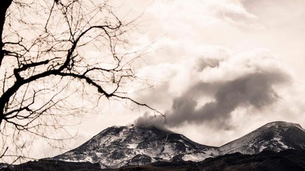 The Nevado de Chillan volcano during an eruptive pulse in Las Trancas, some 400km south of Santiago, Chile. (Martin Bernetti / AFP) The Nevado de Chillan volcano during an eruptive pulse in Las Trancas, some 400km south of Santiago, Chile. (Martin Bernetti / AFP)