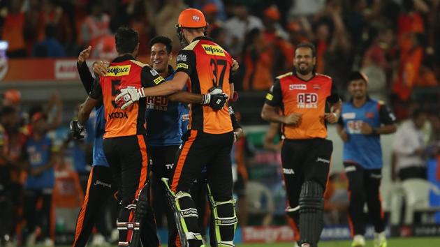 Sunrisers Hyderabad celebrate their win against Mumbai Indians at the Rajiv Gandhi International Cricket Stadium in Hyderabad. (IPL)