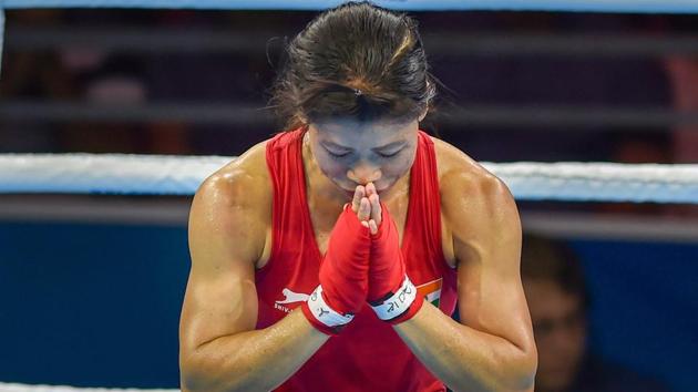 MC Mary Kom bows to the crowd after winning gold in the women's Light Fly (45-48kg) boxing category at the 2018 Commonwealth Games (CWG 2018) in Gold Coast on Saturday.(PTI)