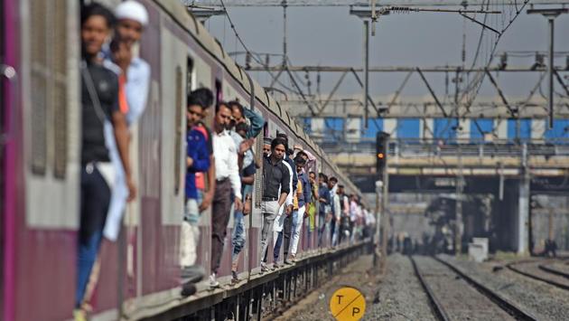 The train journey between Delhi and Mumbai may soon become smoother with the Central government approving construction of a 500km boundary wall along the railway track between the two cities in a bid to restrict human and cattle interference that often leads to a reduction in speed. This is the first step towards converting the Delhi-Mumbai corridor into a high-speed zone. (Satyabrata Tripathy / HT File) The train journey between Delhi and Mumbai may soon become smoother with the Central government approving construction of a 500km boundary wall along the railway track between the two cities in a bid to restrict human and cattle interference that often leads to a reduction in speed. This is the first step towards converting the Delhi-Mumbai corridor into a high-speed zone. (Satyabrata Tripathy / HT File)
