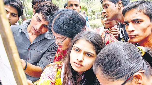 Sanyukt Pravesh Pariksha Parishad, UP has released the hall tickets for UP Joint Entrance Examination (Polytechnics) 2018. Candidates can download it now.