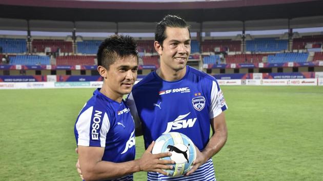Miku (R) scored a hat-trick while Sunil Chhetri scored the final goal to help Bengaluru FC beat Mohun Bagan 4-2 and reach the final of the Super Cup, in Bhubaneswar on Tuesday.(AIFF)