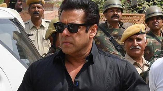 Actor Salman Khan arrives at a court to hear the verdict in the long-running wildlife poaching case against him in Jodhpur on April 5, 2018.(AFP) Actor Salman Khan arrives at a court to hear the verdict in the long-running wildlife poaching case against him in Jodhpur on April 5, 2018.(AFP)