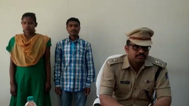 Dayanand and Amrita after their surrender before Angul SP Mitrabhanu Mohapatra.(HT Photo) Dayanand and Amrita after their surrender before Angul SP Mitrabhanu Mohapatra.(HT Photo)