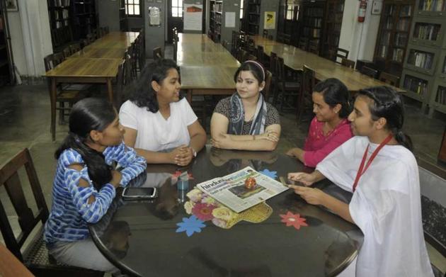 Left to right: Shweta, Ankita Mathur, Fiza Ibrahim, Shivani Kanaujiya and Vidushi Agarwal. (HT Photo)