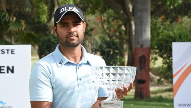 Honey Baisoya emerged victorious in the Delhi-NCR Open golf tournament in Noida on Friday.(HT Photo)