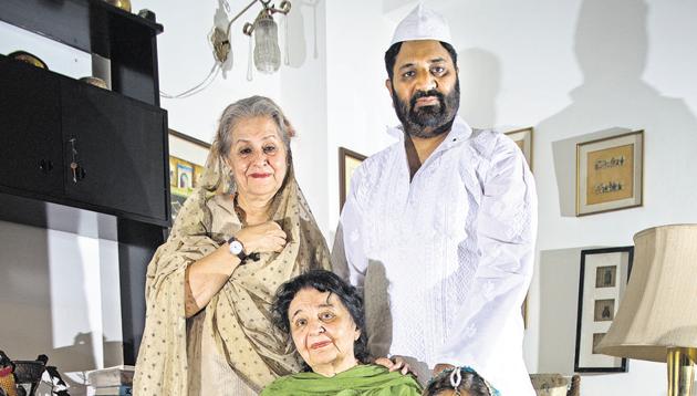 Standing: Syeda Hameed, Lokesh Jain; Seated: Zakia Zaheer and Rene Singh. The four are part of the musical on Old Delhi.(Sanchit Khanna/HT PHOTO)