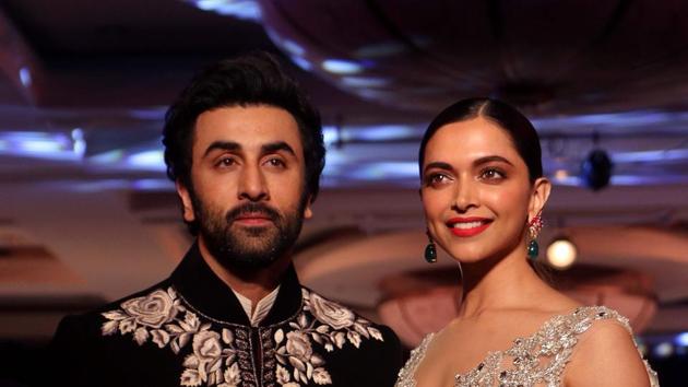 Ranbir Kapoor and Deepika Padukone walked the ramp together at Mijwan 2018.(AFP)