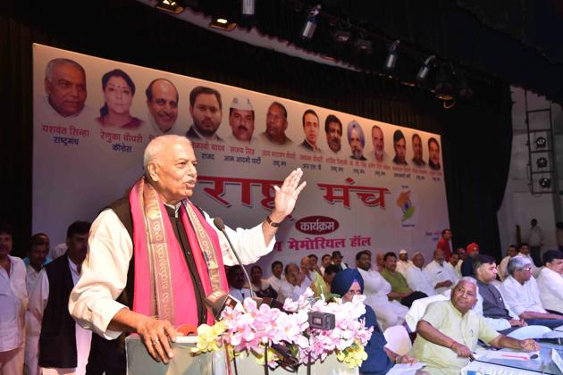 Former Union minister Yashwant Sinha speaks at an event in Patna on Saturday.(AP Dube/HT Photo)