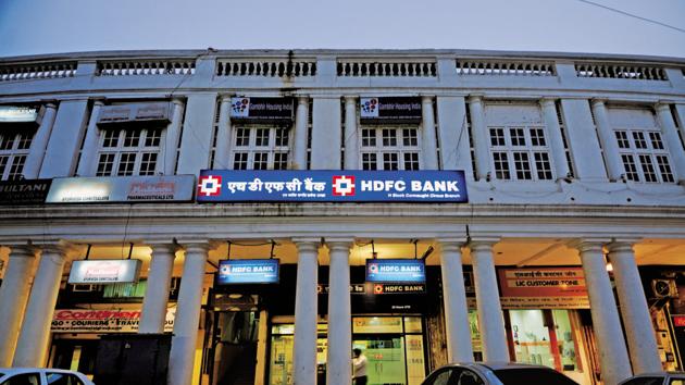 HDFC bank in Connaught place in New Delhi, India.(Livemint File Photo) HDFC bank in Connaught place in New Delhi, India.(Livemint File Photo)