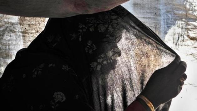 The police seized <span class='webrupee'>₹</span>5,000, three mobile phones, passport of the Uzbek national from the flat which was being utilised for the flesh trade(Hindustan Times via Getty Images)