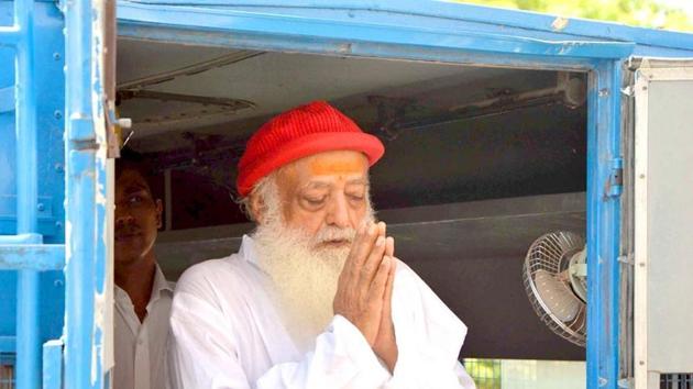 Asaram Bapu was arrested in 2013 after a minor girl from Saharanpur (Uttar Pradesh) reported sexual assault by him in his ashram on the outskirts of Jodhpur.(HT/File Photo)