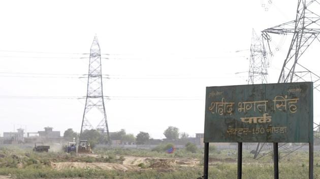 Spread over 40 acres, it will be the biggest park in Sector 150, which is home to residential high-rises that are being developed in the area. (Sunil Ghosh/HT Photo) Spread over 40 acres, it will be the biggest park in Sector 150, which is home to residential high-rises that are being developed in the area. (Sunil Ghosh/HT Photo)