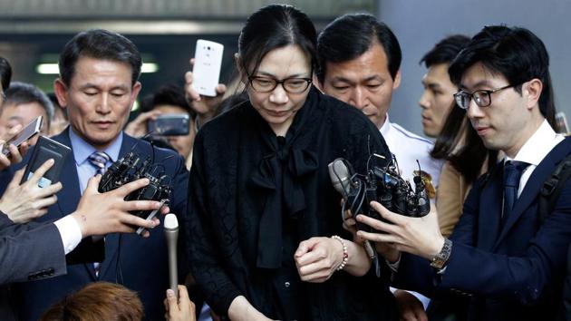 In this May 22, 2015 file photo, former Korean Air executive Cho Hyun-ah, center, is surrounded by reporters as she leaves the Seoul High Court in Seoul, South Korea. (AP File Photo) In this May 22, 2015 file photo, former Korean Air executive Cho Hyun-ah, center, is surrounded by reporters as she leaves the Seoul High Court in Seoul, South Korea. (AP File Photo)
