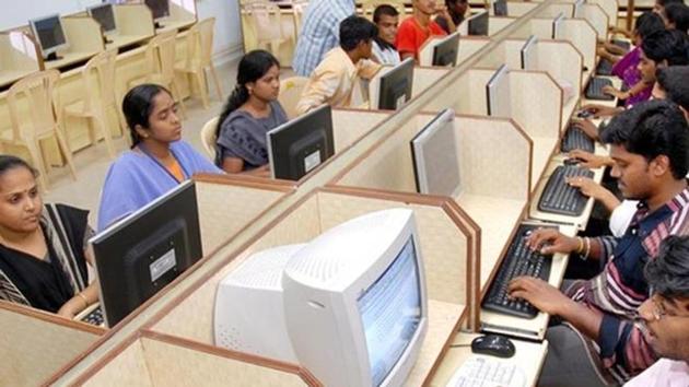 The fee has been kept at Rs 500 and Rs 250 to keep out non-serious applicants who apply but fail to appear for the test.(PTI File Photo)