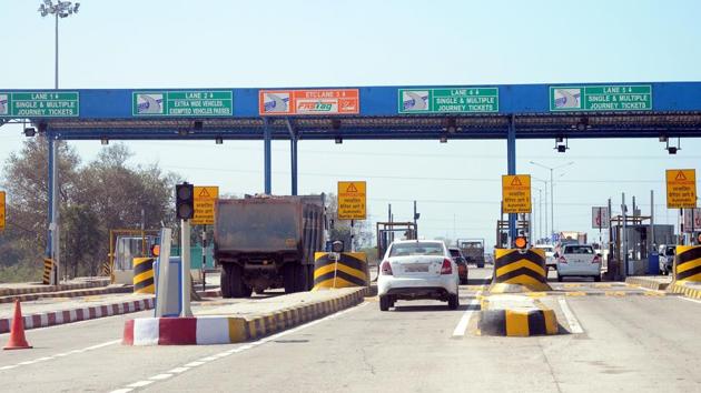 One of the toll plazas near Dhaheri Jattan village on Rajpura-Patiala road. (HT File) One of the toll plazas near Dhaheri Jattan village on Rajpura-Patiala road. (HT File)