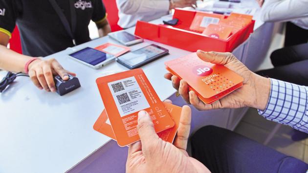 By March 2017, Jio had signed more than 100 million users, or roughly 9% of the market. (Aniruddha Chowdhury/Mint) By March 2017, Jio had signed more than 100 million users, or roughly 9% of the market. (Aniruddha Chowdhury/Mint)