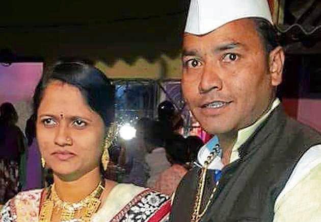 Shiv Sena leader Shailesh Nimse who was murdered with his wife Vaishali Nimse.(HT Photo)