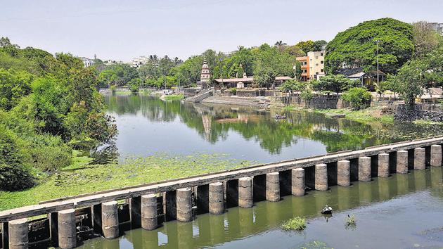 The river development project will help revive the Pavana river in Chinchwad, which is currently suffocating due to untreated sewage problems and the hyacinth menace.(HT PHOTO) The river development project will help revive the Pavana river in Chinchwad, which is currently suffocating due to untreated sewage problems and the hyacinth menace.(HT PHOTO)