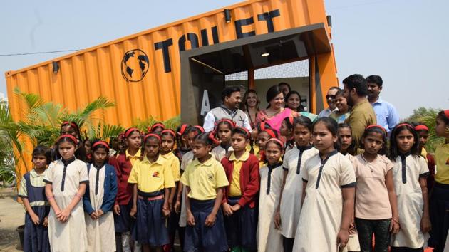 The e-toilet is an electronically run facility, where use of a coin allows access and the toilets itself are GPS-enabled. Photo used fore representational purpose only.(HT PHOTO) The e-toilet is an electronically run facility, where use of a coin allows access and the toilets itself are GPS-enabled. Photo used fore representational purpose only.(HT PHOTO)