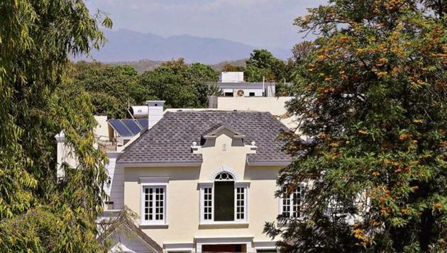 A green blanket covers most of the 94 houses in Sector 2, which are spread over 2 to 8 kanals. (Sanjeev Sharma/HT) A green blanket covers most of the 94 houses in Sector 2, which are spread over 2 to 8 kanals. (Sanjeev Sharma/HT)