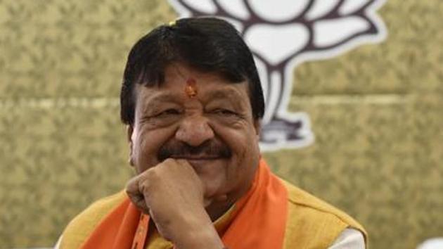 BJP leaders, including general secretary Kailash Vijayvargiya (pictured), submitted a memorandum to vice president Venkaiah Naidu appealing him to take cognizance of pre-poll violence in West Bengal. (HT/File Photo) BJP leaders, including general secretary Kailash Vijayvargiya (pictured), submitted a memorandum to vice president Venkaiah Naidu appealing him to take cognizance of pre-poll violence in West Bengal. (HT/File Photo)