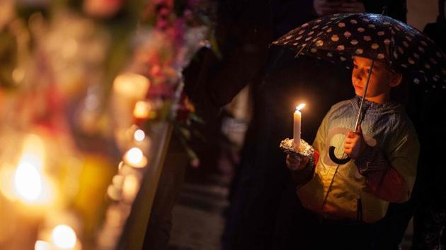 A girl holds a candle during a vigil in Toronto, Canada, near the site of a deadly street van attack. Police said the suspect, 25-year-old Alek Minassian, was not known to them before Monday's carnage in Canada's most populous city, which also left 15 people injured. (Geoff Robins / AFP) A girl holds a candle during a vigil in Toronto, Canada, near the site of a deadly street van attack. Police said the suspect, 25-year-old Alek Minassian, was not known to them before Monday's carnage in Canada's most populous city, which also left 15 people injured. (Geoff Robins / AFP)