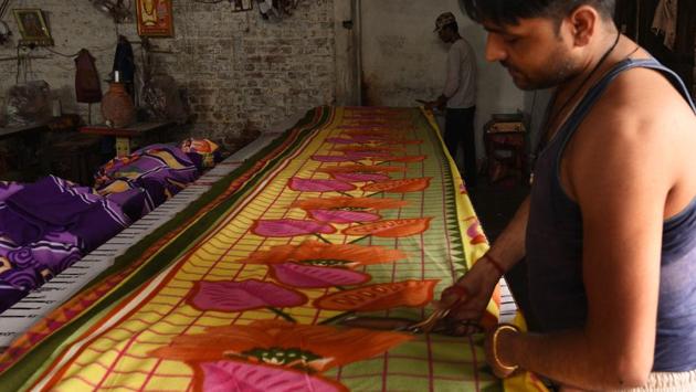 Some factories like Birmi International, set up in 1992 have switched over to the Chinese fleece. Pankaj Bansal, owner of the factory believes, Chinese fleece is the future of the industry as shoddy is facing a product failure. He asks if people can get a better product at a lower price, why wouldn’t they buy it. (Vipin Kumar / HT Photo) 