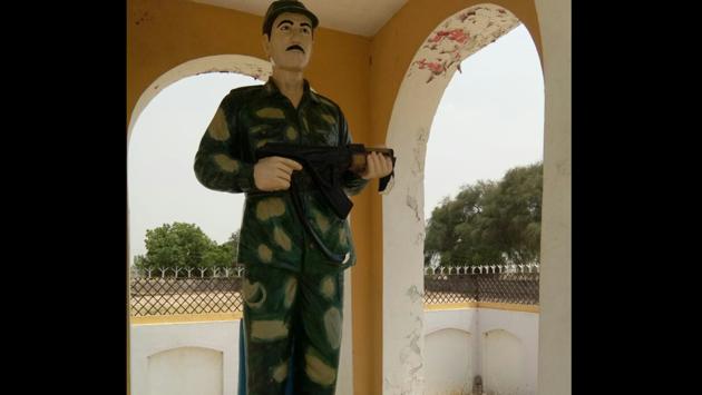 On the complaint of Saviter Singh, Paviter Kumar’s brother, a case under relevant sections of the Indian Penal Code (IPC) was registered by Narnaund police of Hisar district.(HT Photo)