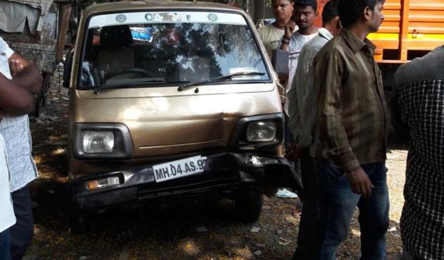 The Omni the friends were travelling in.(Bachchan Kumar)