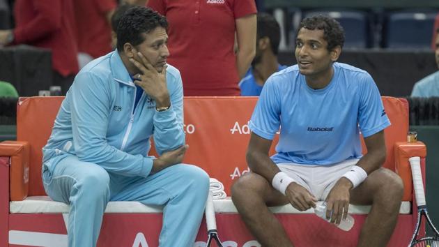 India David Cup captain Mahesh Bhupathi (L) is not in favour of changing the tournament’s home-away format.(USA Today Sports) India David Cup captain Mahesh Bhupathi (L) is not in favour of changing the tournament’s home-away format.(USA Today Sports)