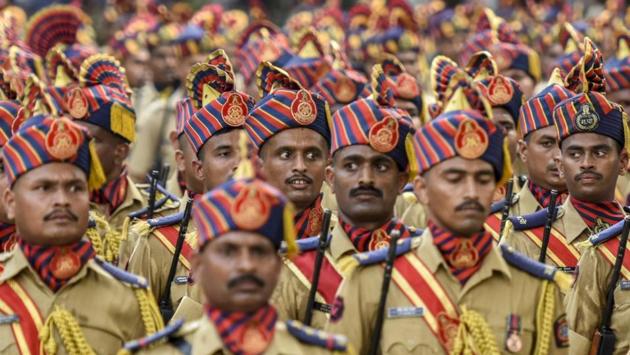 Photos: Maharashtra celebrates foundation day at Shivaji Park ...