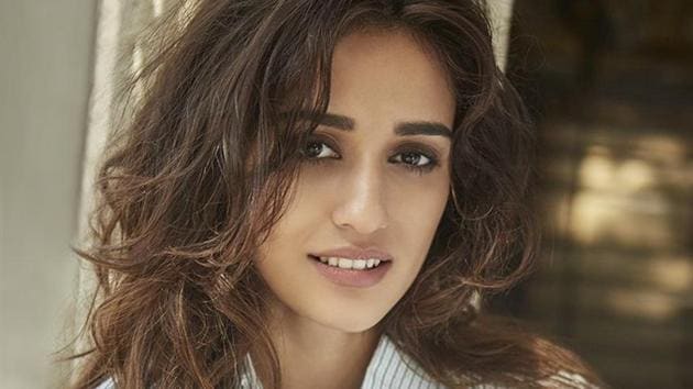 Disha Patani slammed a news channel that called her ‘ugly’ while comparing her childhood picture in school dress with her recent photos. Disha Patani slammed a news channel that called her ‘ugly’ while comparing her childhood picture in school dress with her recent photos.