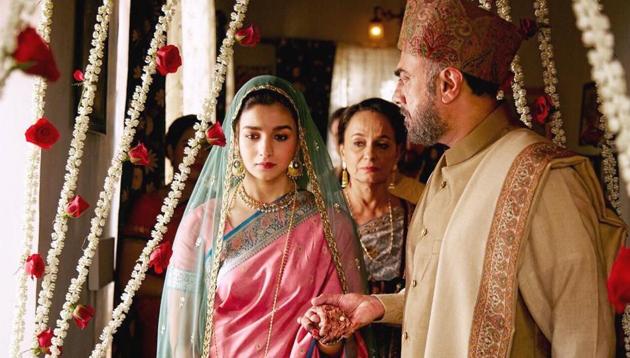 Alia Bhatt plays an Indian spy in Pakistan in Raazi. Alia Bhatt plays an Indian spy in Pakistan in Raazi.