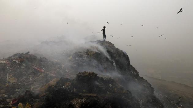 The Indian capital has once again been found to be the world’s most polluted city and Mumbai is fourth, according to air quality data compiled by the World Health Organisation (WHO) for megacities with a population of 14 million or more. Greater Cairo in Egypt is the second most polluted city, followed by Dhaka. Beijing ranks fifth. (Sanchit Khanna / HT Photo) The Indian capital has once again been found to be the world’s most polluted city and Mumbai is fourth, according to air quality data compiled by the World Health Organisation (WHO) for megacities with a population of 14 million or more. Greater Cairo in Egypt is the second most polluted city, followed by Dhaka. Beijing ranks fifth. (Sanchit Khanna / HT Photo)