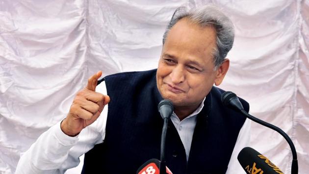 Former chief minister Ashok Gehlot interacts with media at his residence in Jaipur on Wednesday.(Prabhakar Sharma/HT PHOTO)