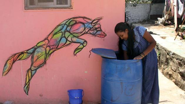 Artists and locals brought about this transformation in Bhoiwada. (Bhushan Koyande/HT PHOTO) Artists and locals brought about this transformation in Bhoiwada. (Bhushan Koyande/HT PHOTO)