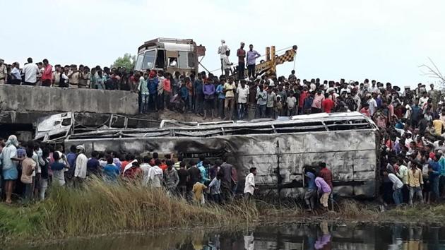 Five people were feared killed in Bihar’s Motihari district near Chetwa village on May 02, 2018 as a Delhi-bound bus they were travelling in caught fire after it fell into a ditch along a highway. (HT Photo) Five people were feared killed in Bihar’s Motihari district near Chetwa village on May 02, 2018 as a Delhi-bound bus they were travelling in caught fire after it fell into a ditch along a highway. (HT Photo)