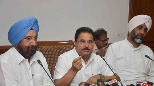 School education minister OP Soni speaks to the media in Chandigarh on Thursday.(Keshav Singh/HT) School education minister OP Soni speaks to the media in Chandigarh on Thursday.(Keshav Singh/HT)